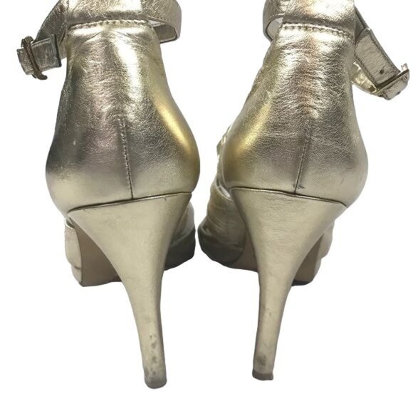 Vince Camuto 10 April gold leather heels - Picture 7 of 8